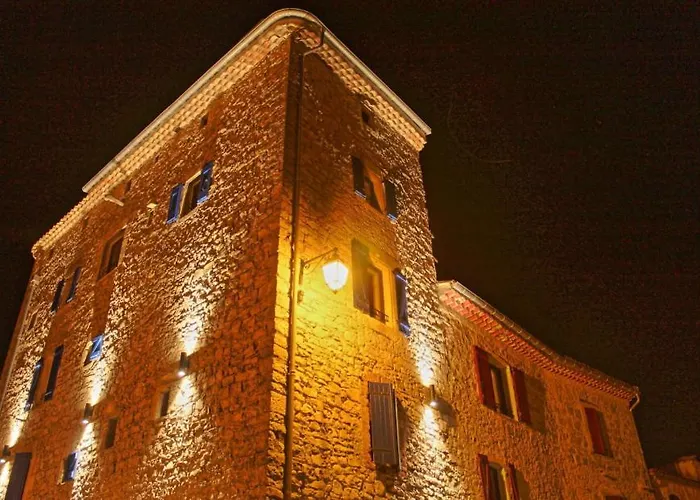 Gites La Tour Le Mas De Crieulon