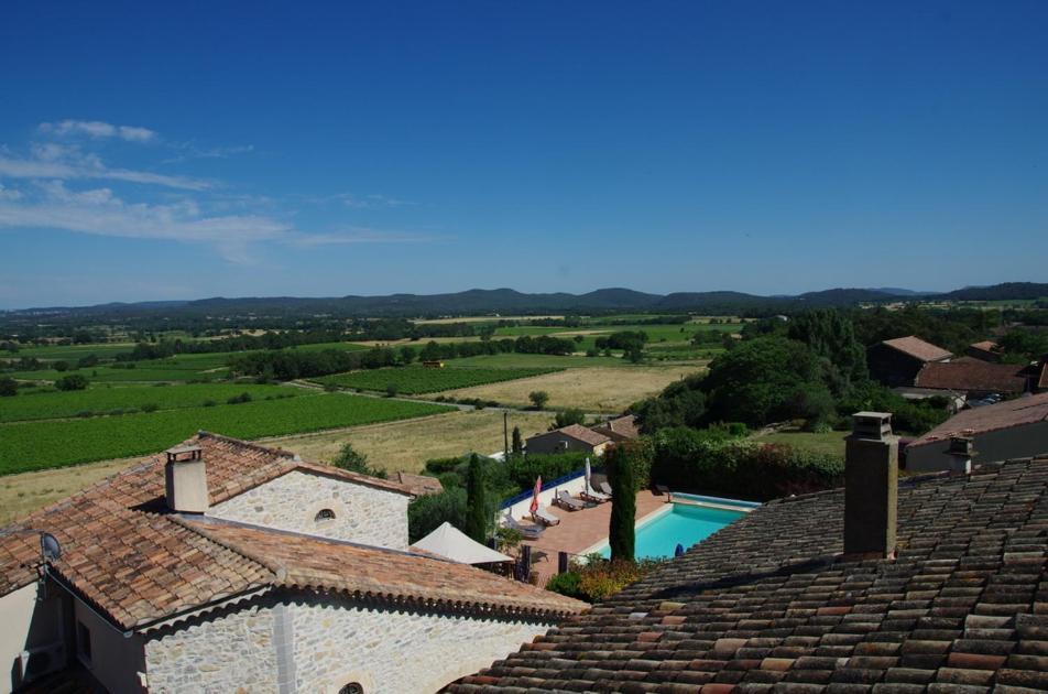 Holiday home La Tour De Crieulon Saint-Jean-de-Crieulon